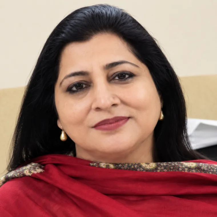 Dr Robina Mirza